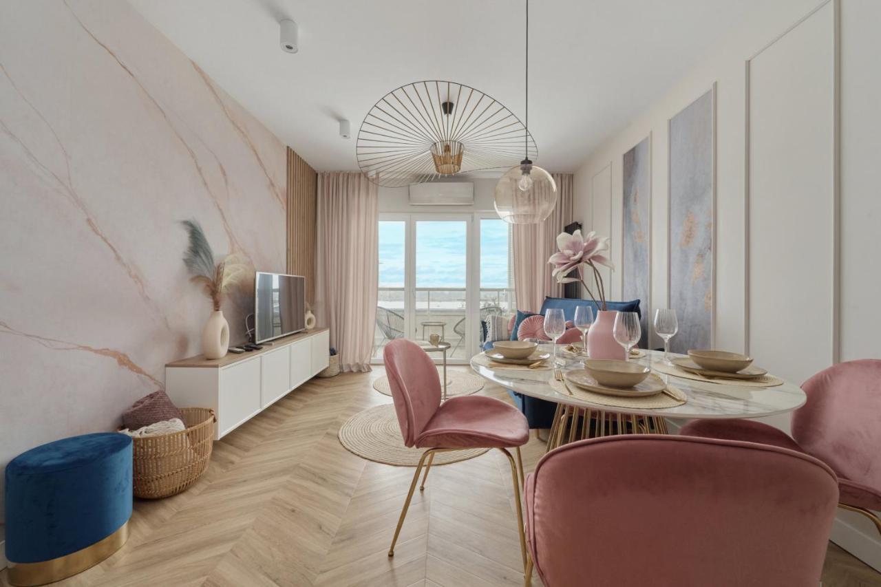 Elegant Apartment With Balcony Krakowska Wroclaw By Renters Prestige エクステリア 写真