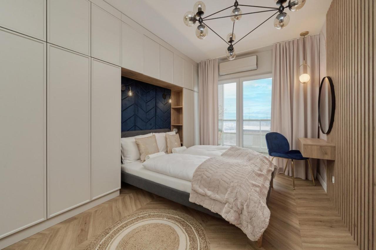 Elegant Apartment With Balcony Krakowska Wroclaw By Renters Prestige エクステリア 写真